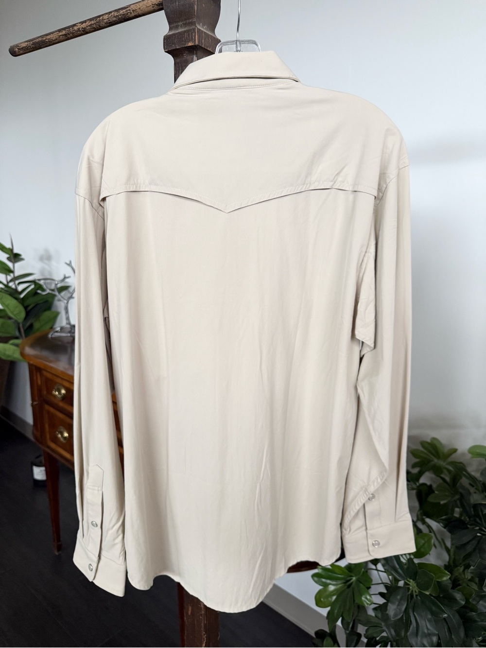 PONCHO Four Sixes Ranch Light Beige Button-Up Shirt with Chest Pockets - Picture 5 of 5